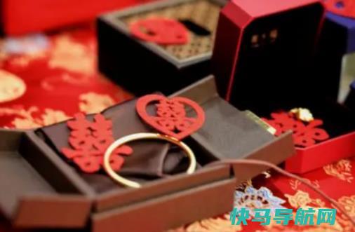 订婚改口还是结婚改口？下聘和订婚是一回事么